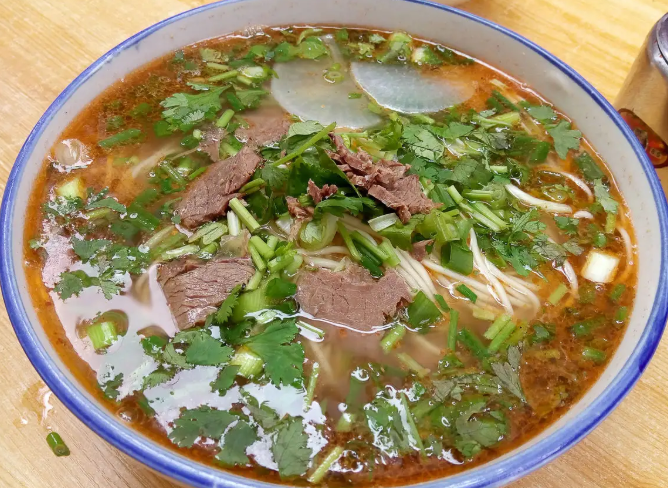 安康开家牛肉拉面馆一年利润能赚多少钱?万没想到年赚这么多