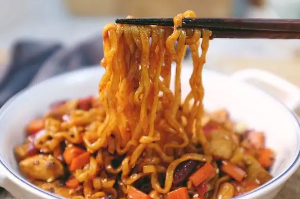 在无锡拌面连锁店一年能挣多少钱?万没想到年赚这么多