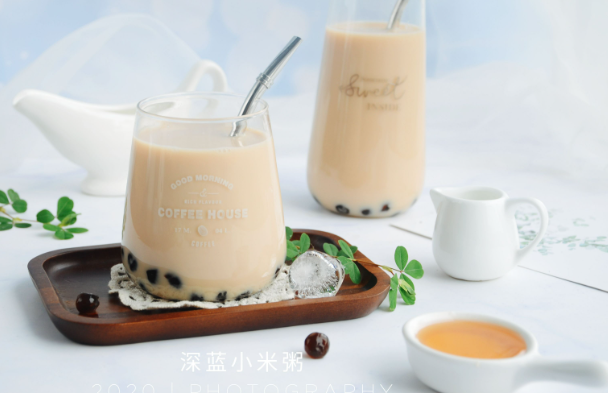 奶茶店利润率一般是多少？毛利润率至少60%开店7年赚套房车
