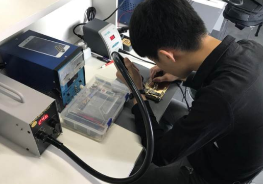 手机维修加盟店品牌排行揭晓，这些加盟品牌值得一试！