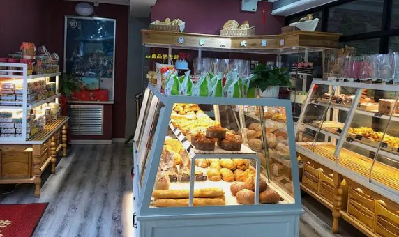 实测对比：蛋糕店加盟好还是自己开好?