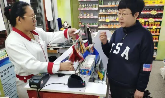 轻松创业，快乐致富：开一家连锁药店加盟店的秘诀