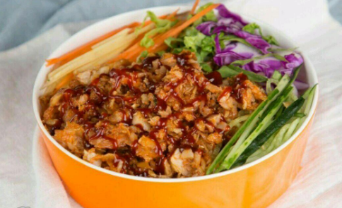 开一家烤肉拌饭店加盟费多少钱啊