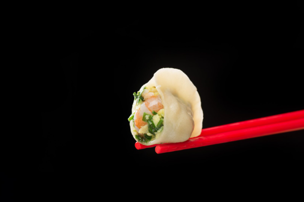 加盟水饺店能挣钱吗？水饺加盟店，打造创业致富的新平台！