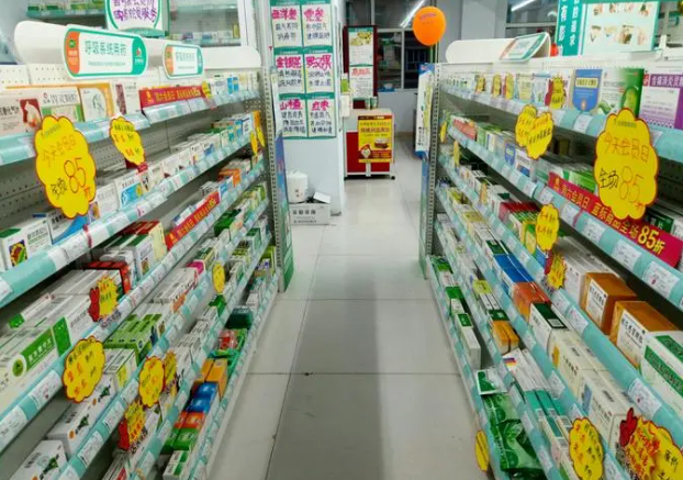 连锁药店加盟条件要求是什么？如何成为一名连锁药店加盟商？