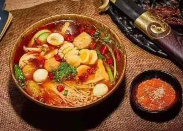 麻辣烫加盟，你需要知道的资费信息全在这里！
