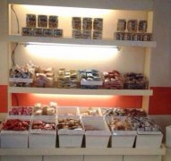 一扫光休闲食品加盟，抢占市场先机
